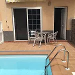 Vv El Oasis טמאדוסטה